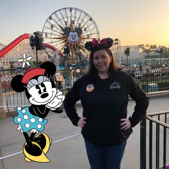 Meet your Posher, Christa - Picture 1 of 1